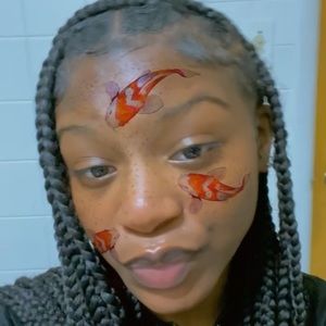 Meet your Posher, Mia